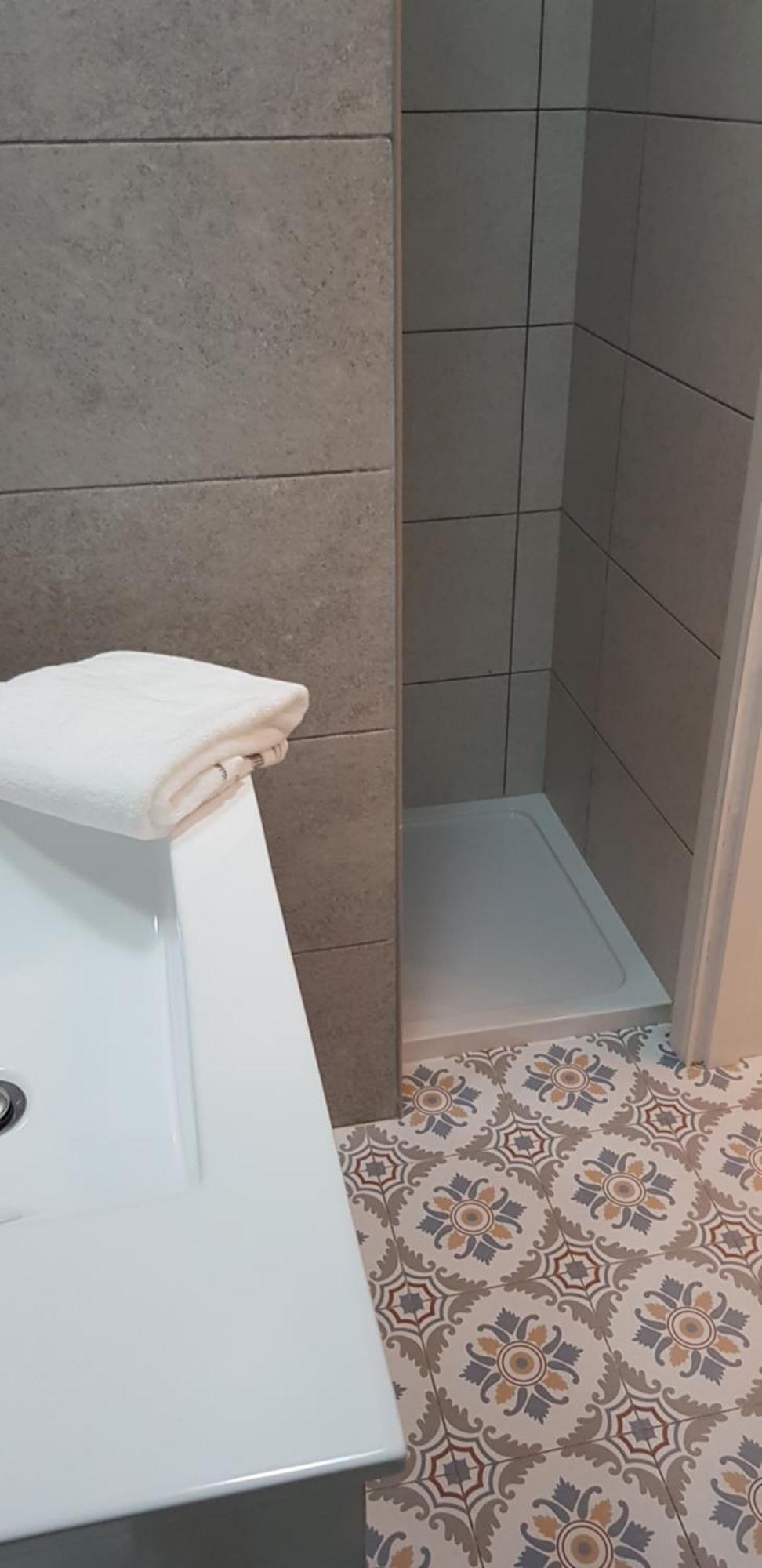 Bright & Modern Studio,Sliema Bagian luar foto